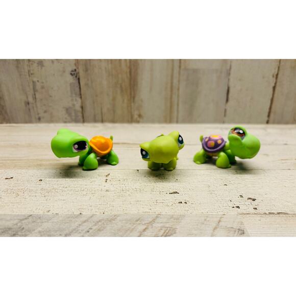 Littlest Pet Shop LPS Vintage Lot of Turtles Tortoises Family EUC - Picture 1 of 4